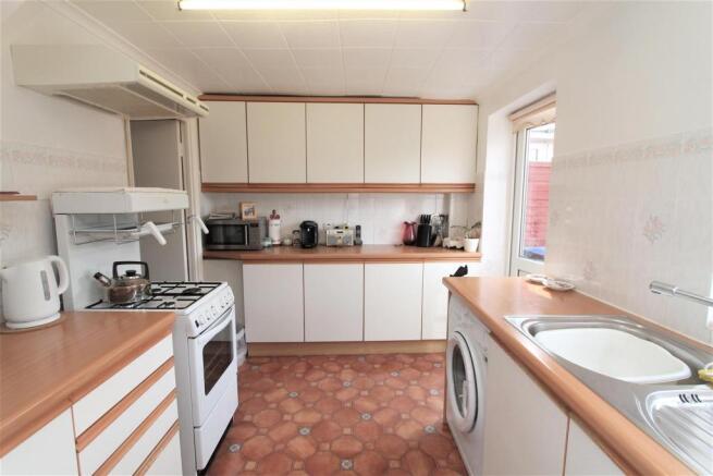 Kitchen.JPG