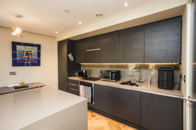 3 bed Block of Apartments for sale Image 6