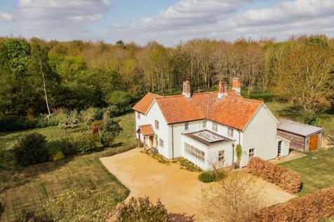 A Lovingly Restored Farmhouse in Great Massingham