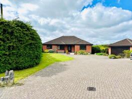 32, Strode Common, Alveston BS35 3PJ