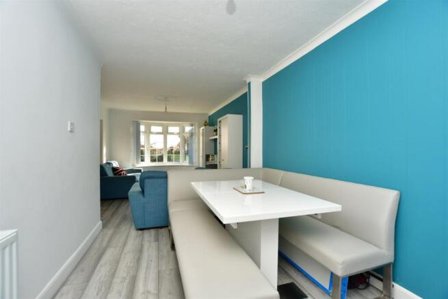 Lounge/Diner