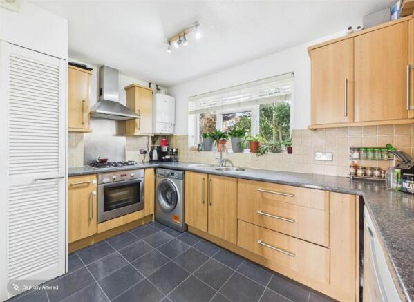 Stafford Road, Ruislip, Middlesex photo 4