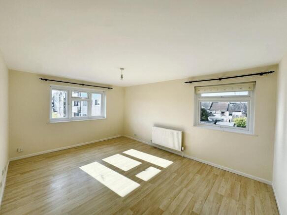 Dual aspect sitting room
