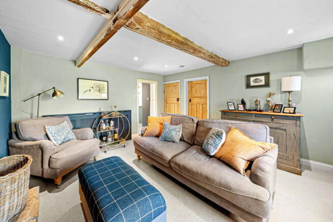 3 bed Terraced for sale Image 5