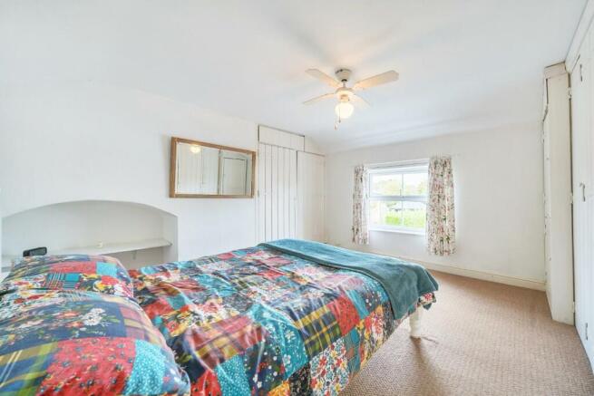 MASTER BEDROOM.jpg
