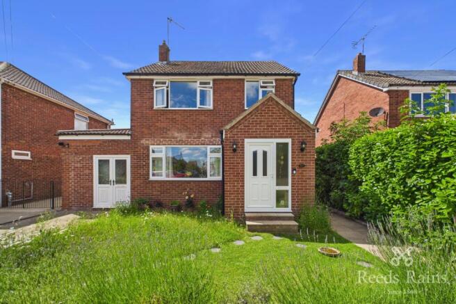 3 bed Detached for sale in rotherham