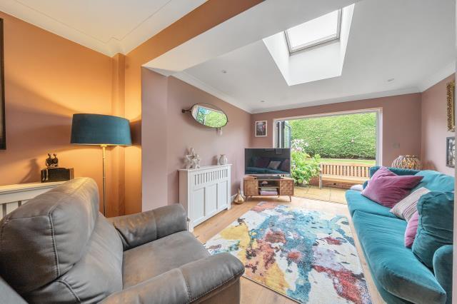 Reception Room off k
