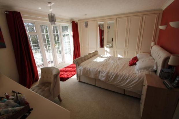 BEDROOM 1