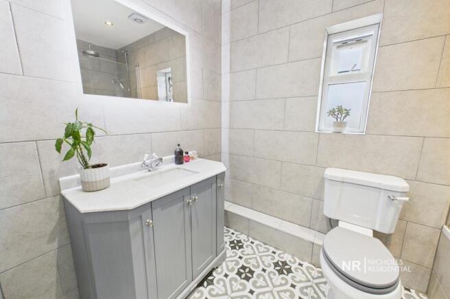 Bathroom Extra Photo