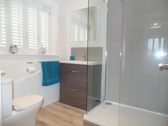 En suite Shower Room