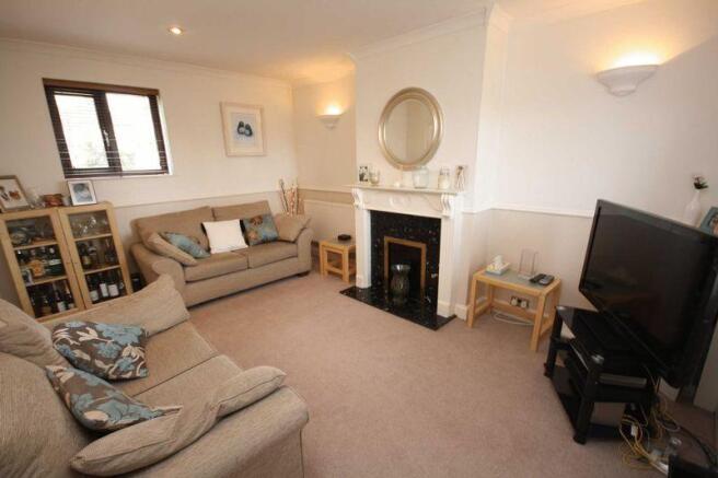 Lounge 1