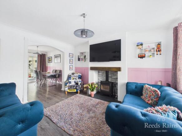 4 bed Detached for sale Image 6