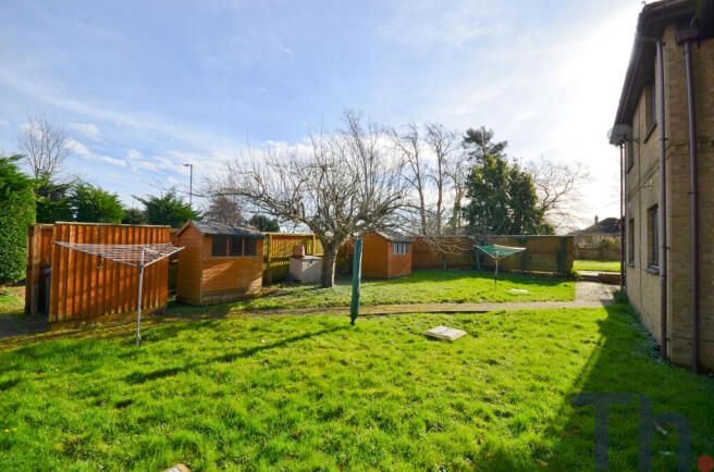 Rear Communal Garden (2).JPG