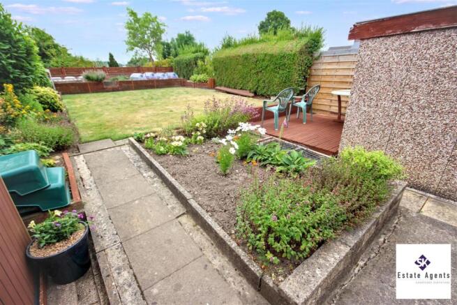 3 bed Semi-Detached for sale Image 6