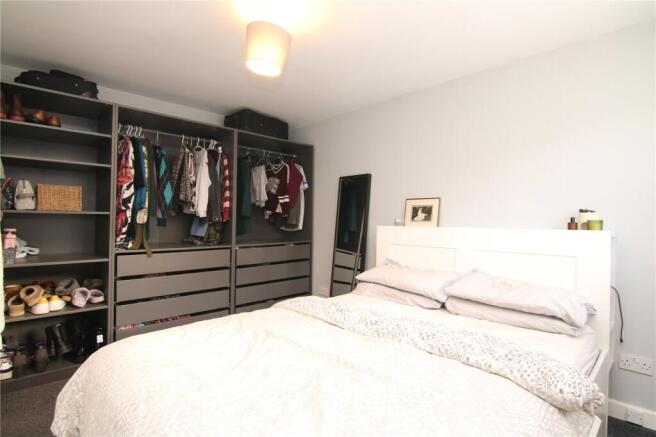 3 bed Semi-Detached for sale Image 8