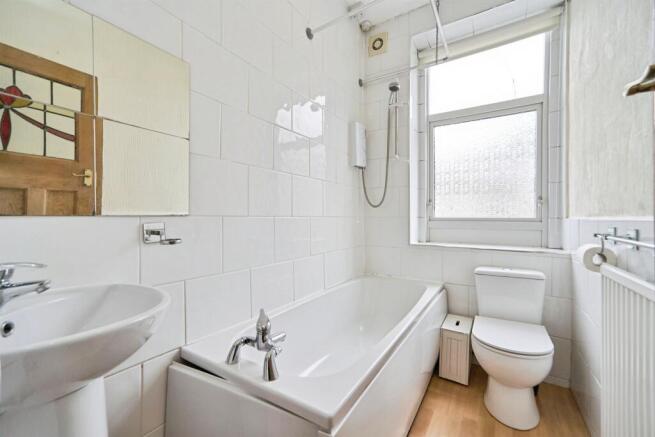 2 bed Terraced for sale Image 8