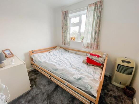 Bed 3.JPG