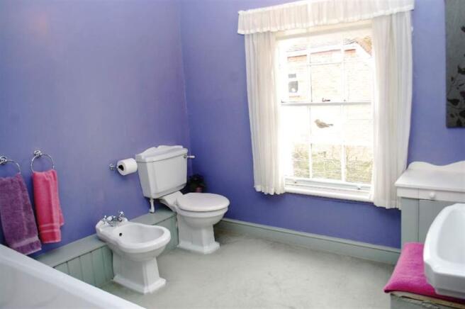 Photo 10