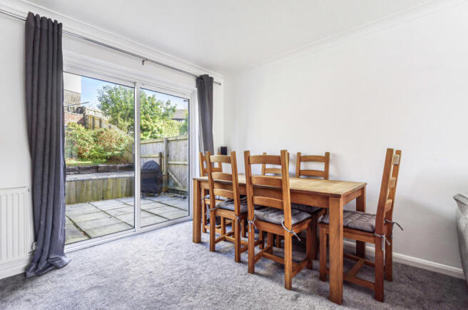 Lounge/Dining Room