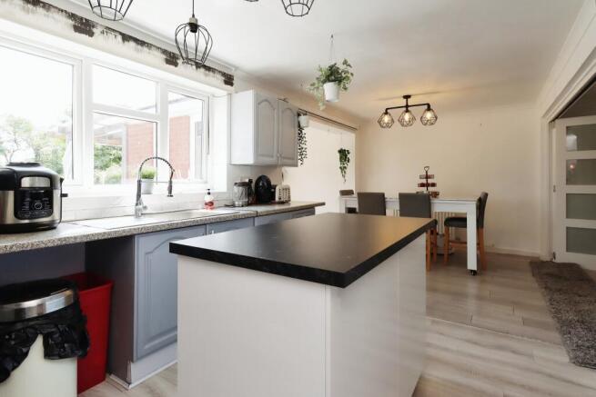 Kitchen / Diner