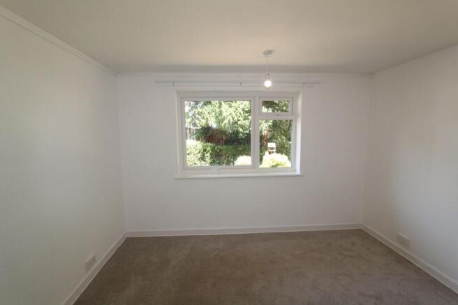 1 bed Flat to rent Image 5