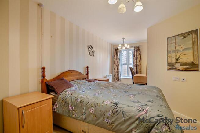 1 bed Apartment for sale Image 11