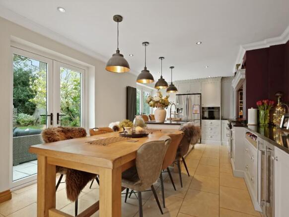 Verwood Road, BH21 photo 4