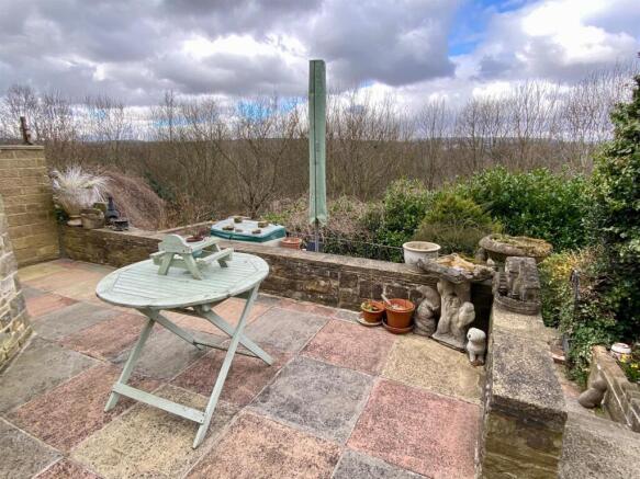 rear patio 1.jpg