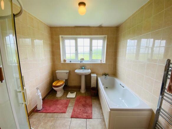 Bedroom One En Suite