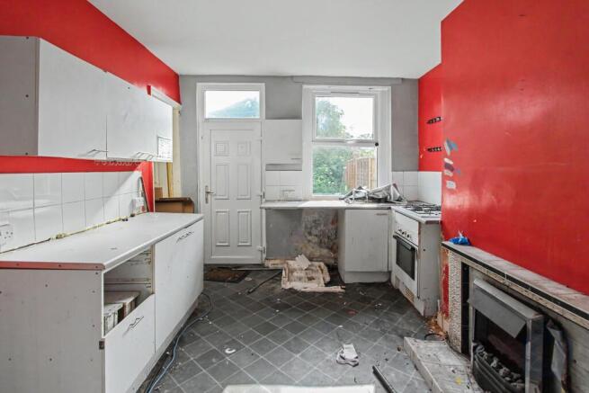 3 bed Terraced for sale Image 7