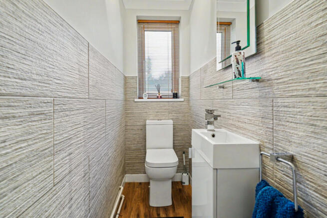 3 bed Detached Bungalow for sale Image 11