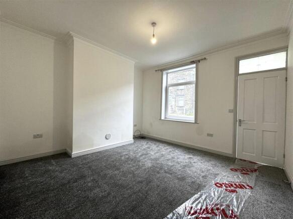 3 bed End of Terrace to rent Image 6