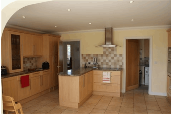 Kitchen / Breakfast
