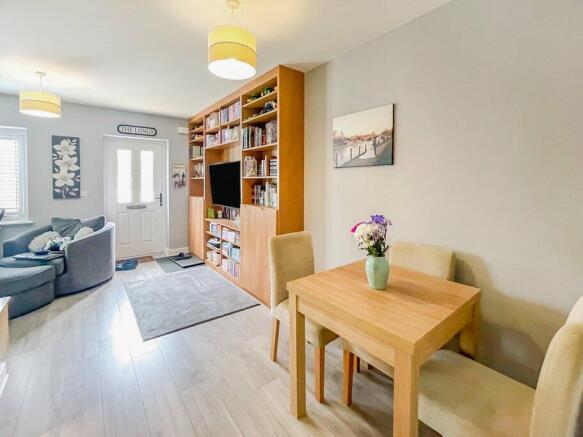 Flux House 15 Blacksmith Close, Sunbury-On-Thames, TW16 6BF photo 4
