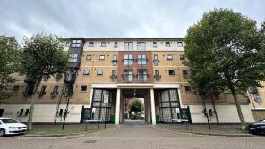Flat 10, 4 Lancaster Hall, Wesley Avenue, Silvertown, London E16 1SN