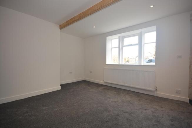 1 bed Terraced to rent Image 4