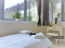 Flat 6, 426 Charter House, Avebury Boulevard, Central Milton Keynes, Milton Keynes MK9 2HS