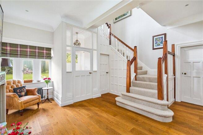 7 bed Detached for sale Image 4