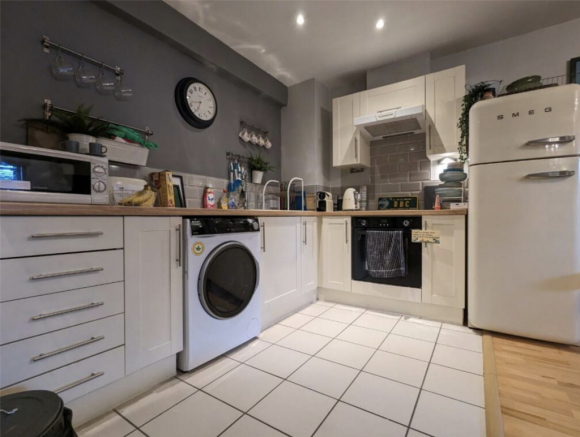 2. Kitchen.png