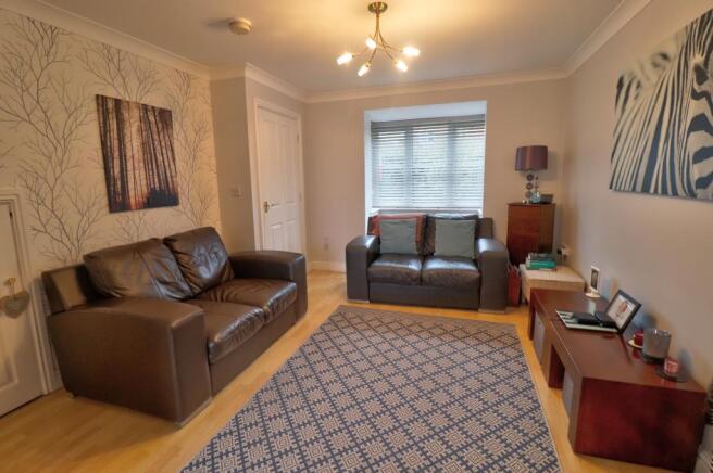 Lounge 2