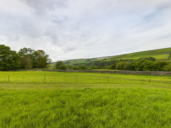 4 bed Farm House for sale Image 9