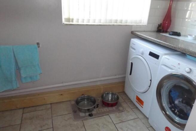 UTILITY-CLOAKROOM