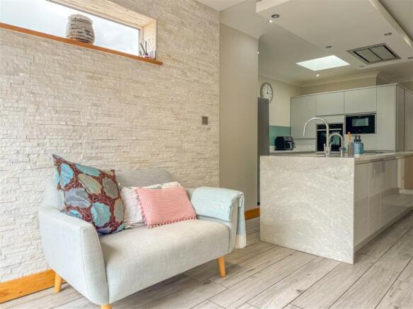 Grasmere Crescent - Image-41.jpg