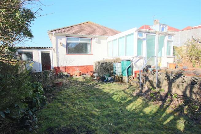 Front & rear garden