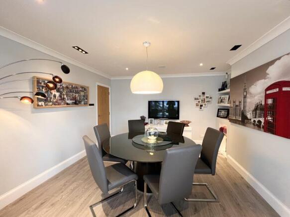 RECEPTION ROOM 2