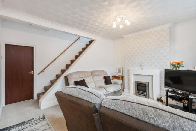 2 bed Semi-Detached for sale Image 5