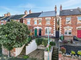 1, Fernville, Lansdown, Stroud GL5 1DA