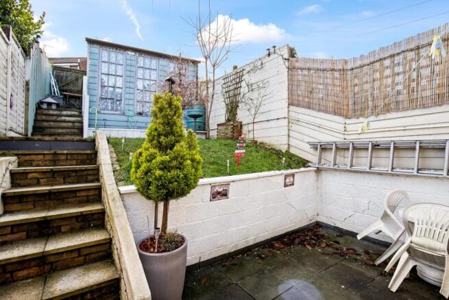 Photo 12