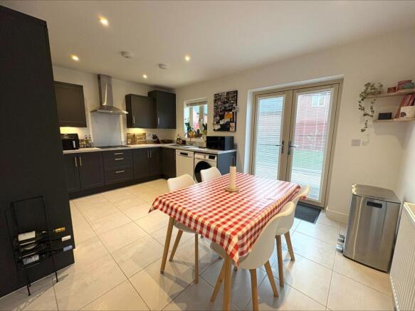 Dining Kitchen