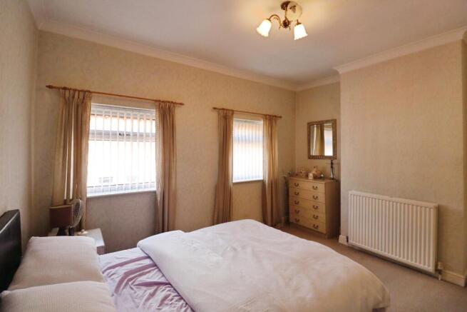 2 bed Terraced for sale Image 12